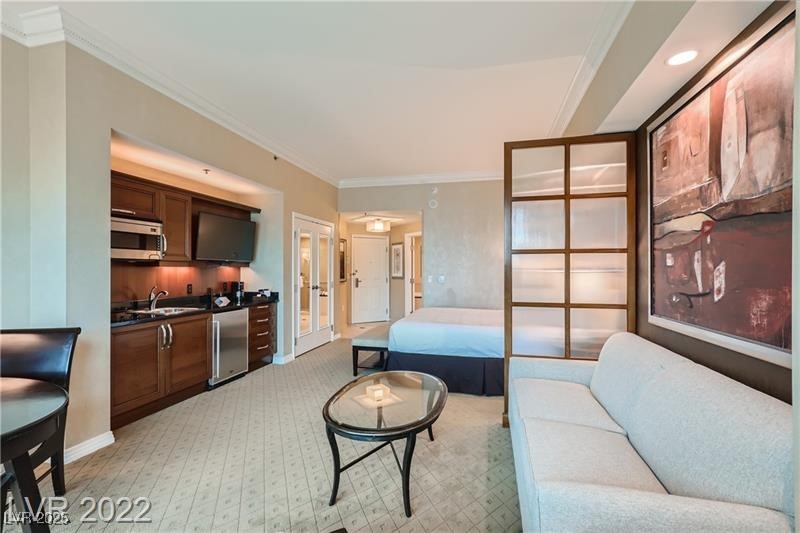 145 E Harmon Avenue 1405