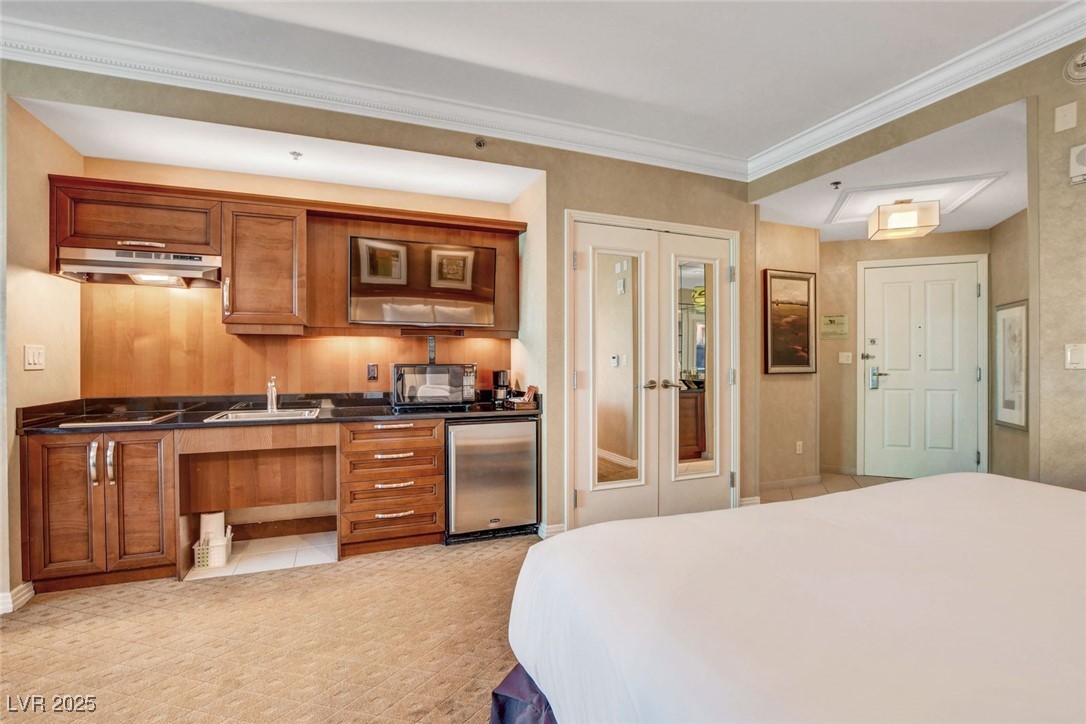 145 E Harmon Avenue 1405