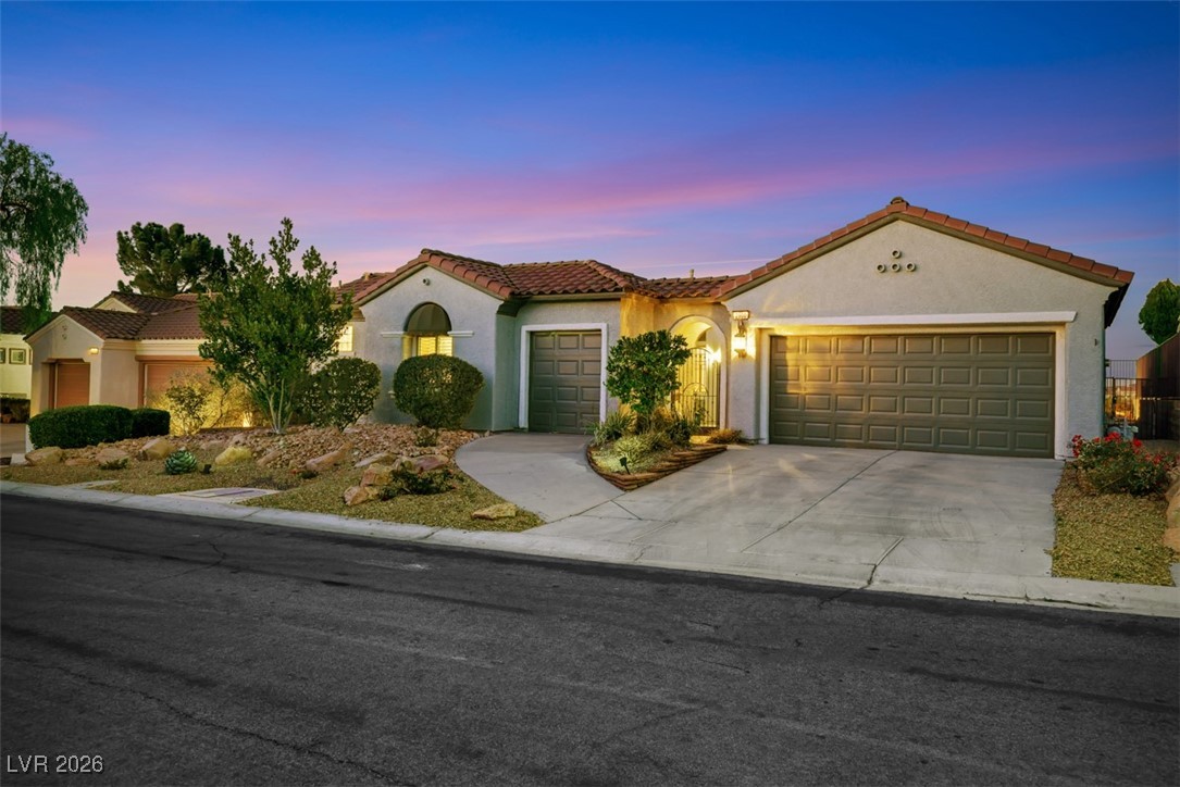 2900 Forest Grove Drive