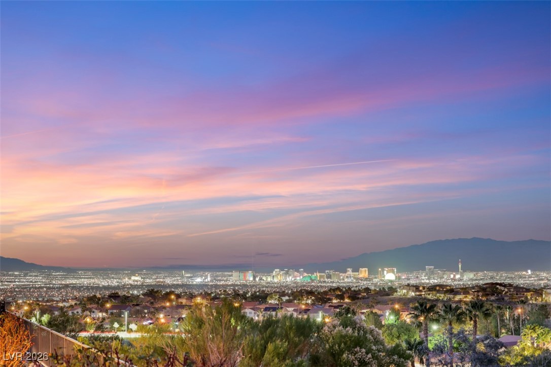 2900 Forest Grove Drive