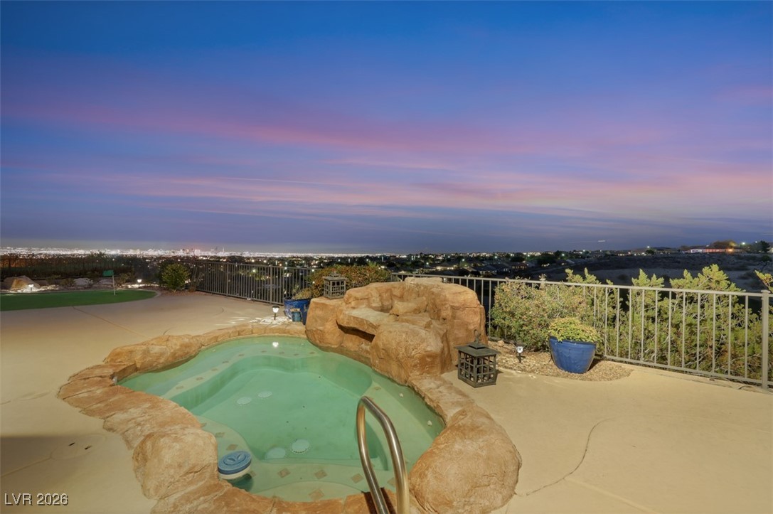 2900 Forest Grove Drive