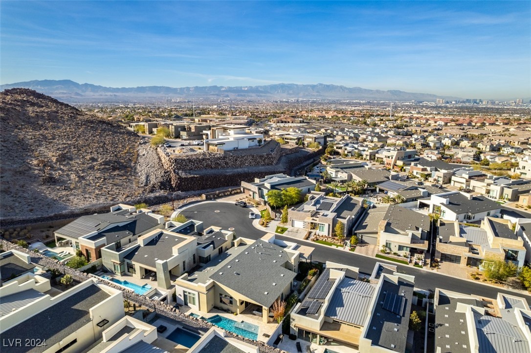 2223 Summit Mesa Lane, Henderson, Nevada image 8