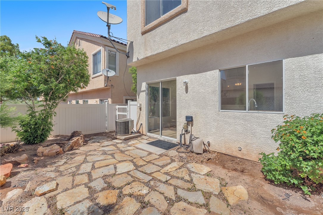 2563 Land Rush Drive, Henderson, Nevada image 32