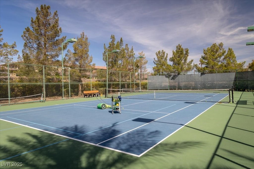 Las Vegas, Nevada 89141, United States, 5 Bedrooms Bedrooms, ,6 BathroomsBathrooms,Residential,Active,212140