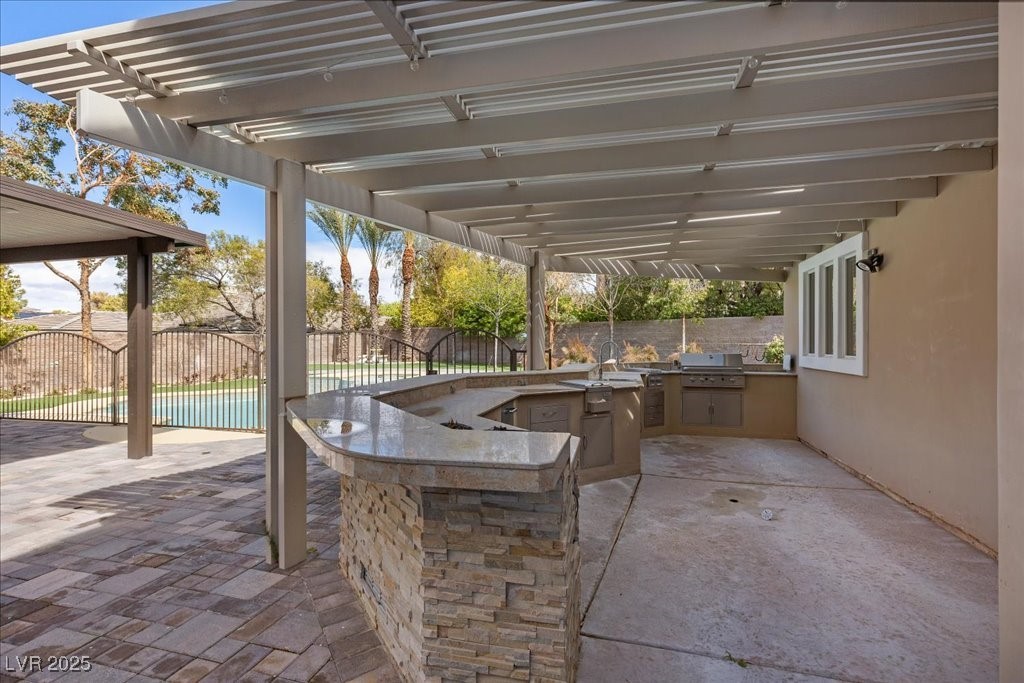 Las Vegas, Nevada 89141, United States, 5 Bedrooms Bedrooms, ,6 BathroomsBathrooms,Residential,Active,212140