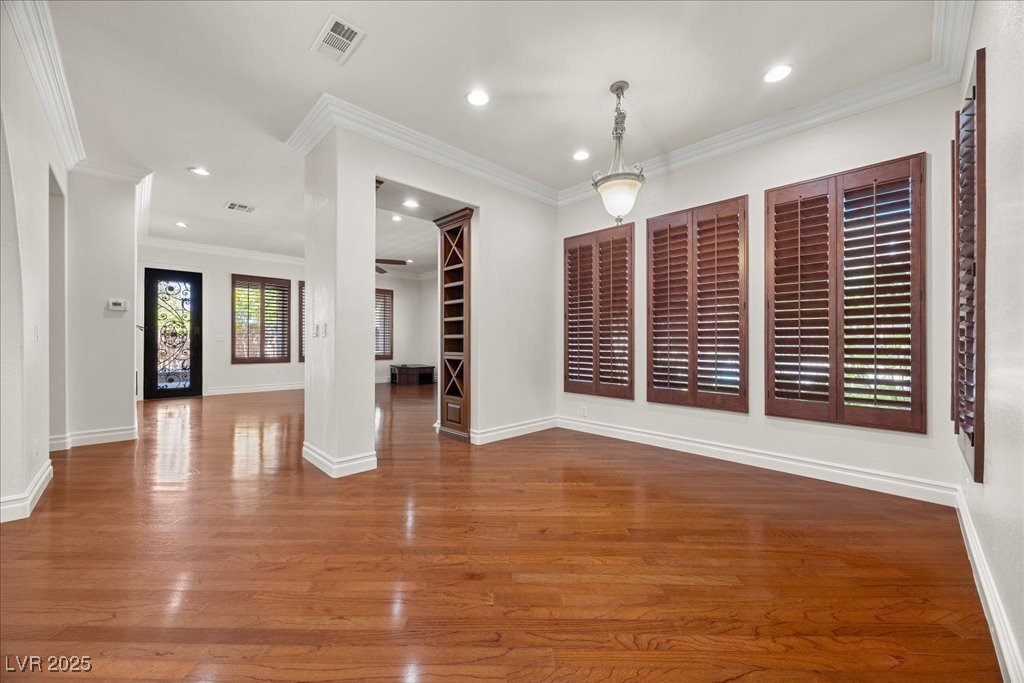 Las Vegas, Nevada 89141, United States, 5 Bedrooms Bedrooms, ,6 BathroomsBathrooms,Residential,Active,212140