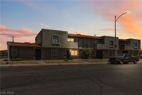 Townhouse For Sale - 6024 Pebble Beach Boulevard<br/> Las Vegas, NV 89108