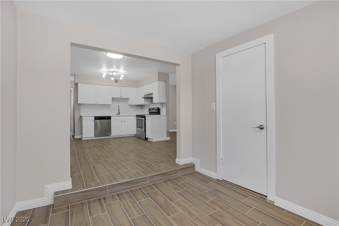 416 Rossmoyne Avenue