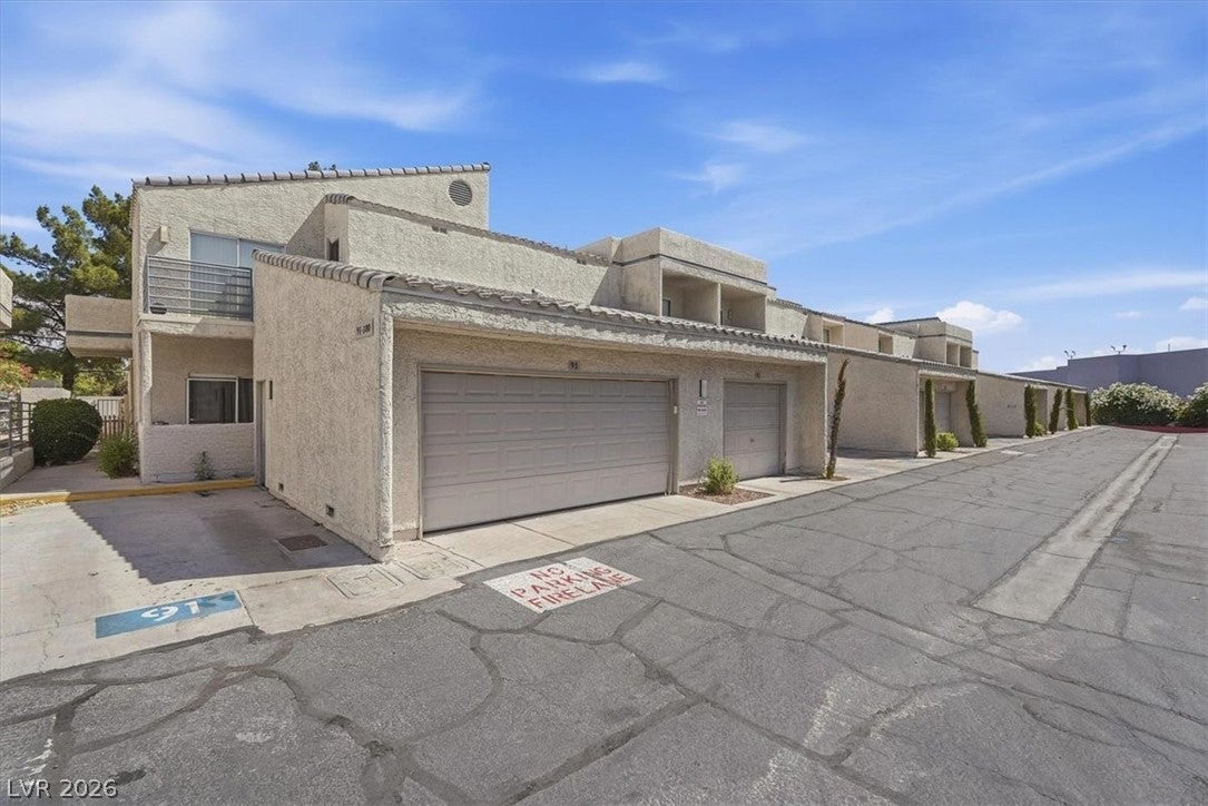 6250 W Flamingo Road 93
