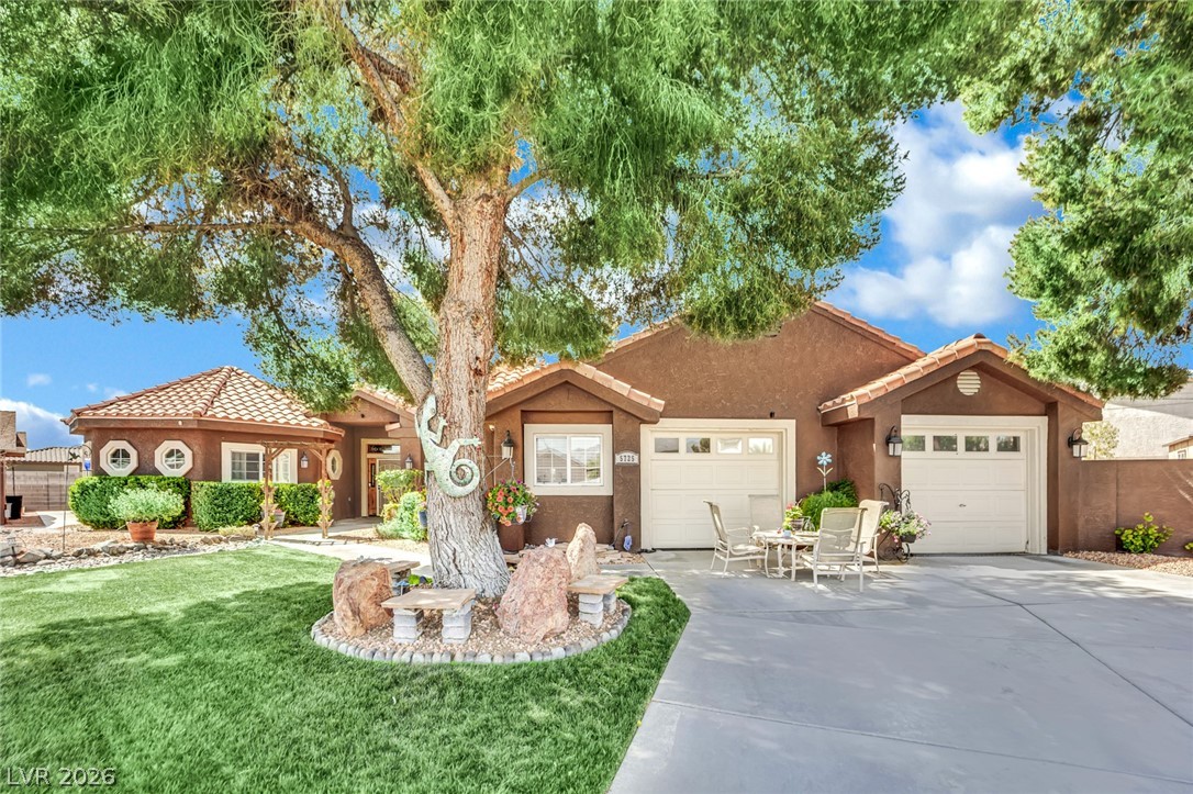 5725 N Durango Drive