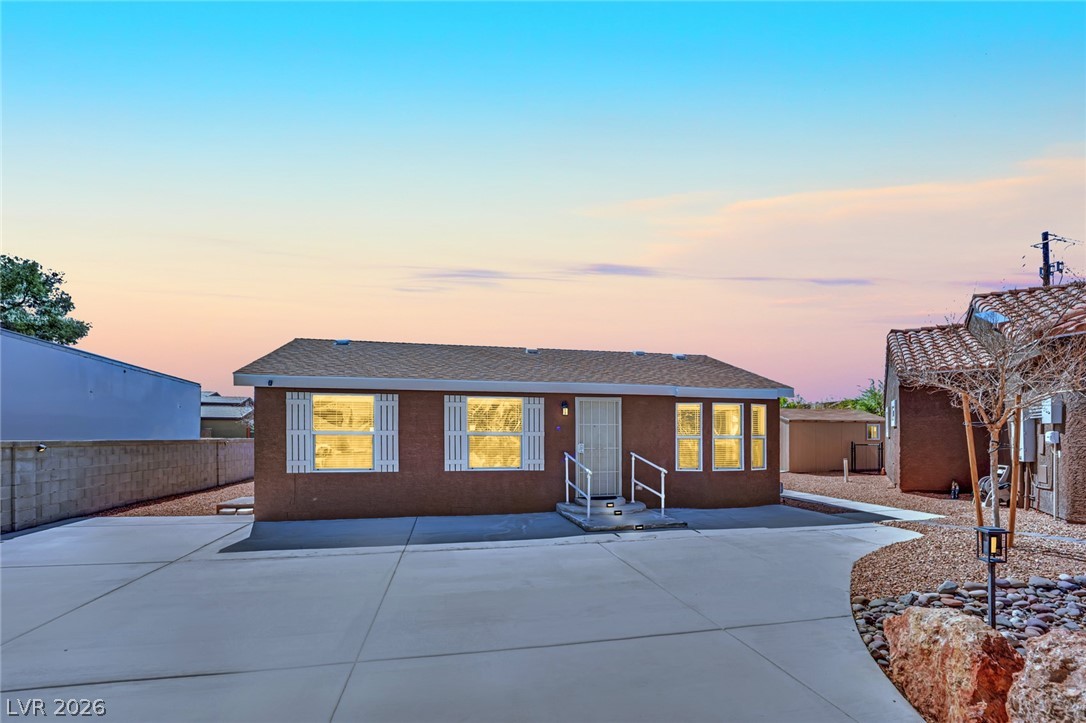 5725 N Durango Drive