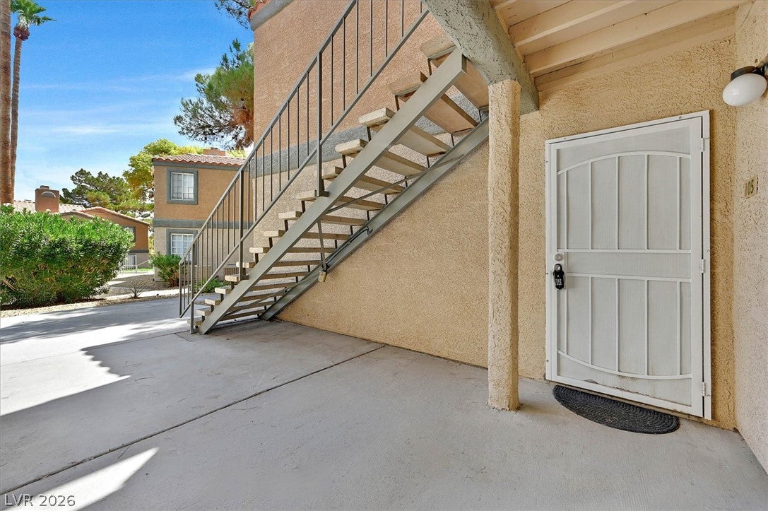 220 Mission Newport Lane 105