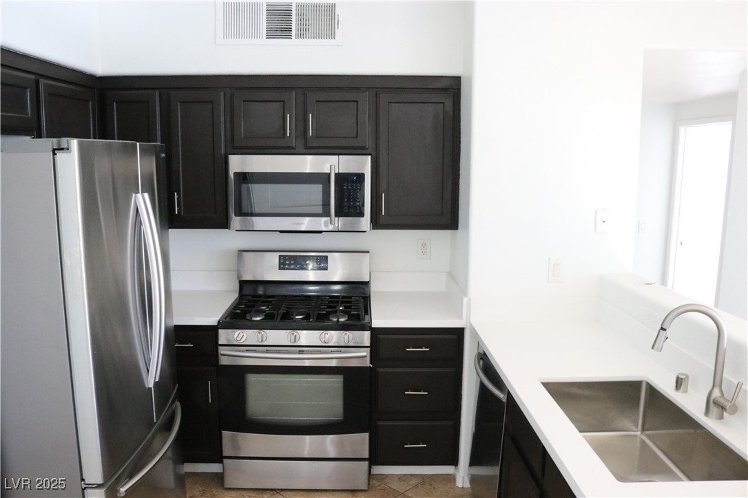 50 Aura De Blanco Street 13202