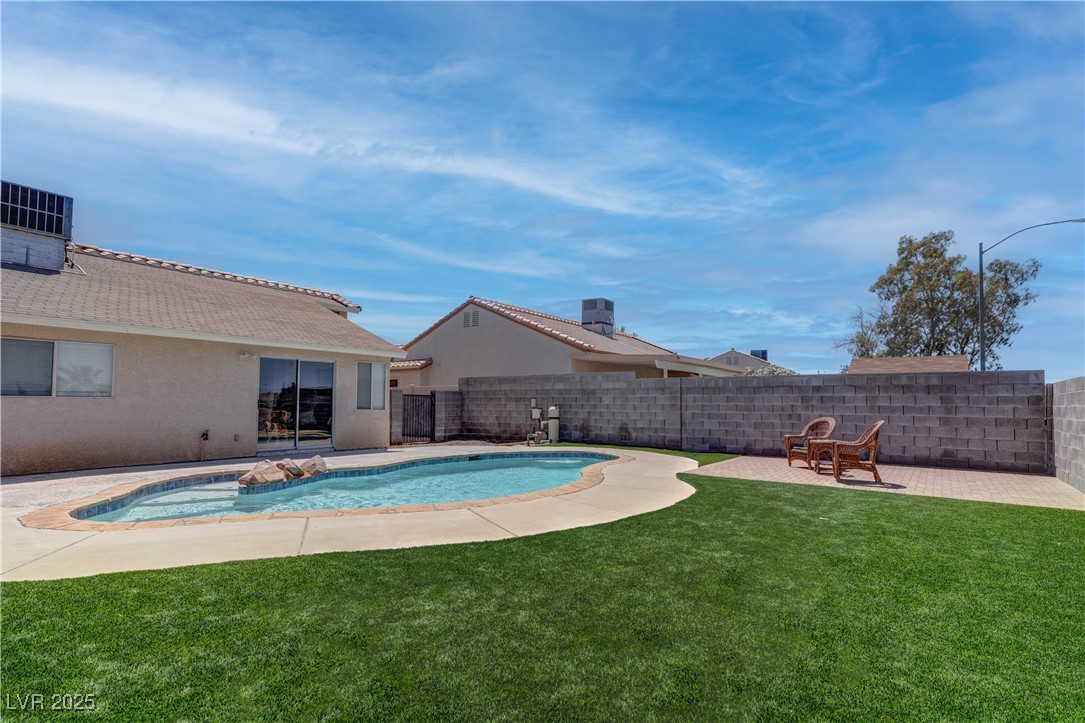 394 Lombardy Circle