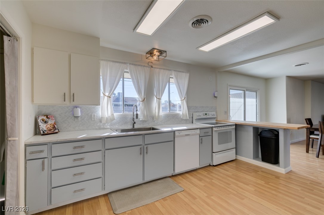 4411 E Boston Avenue