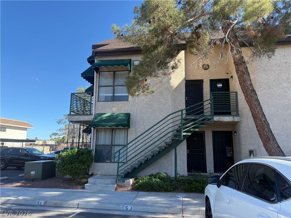 530 Elm Drive 201