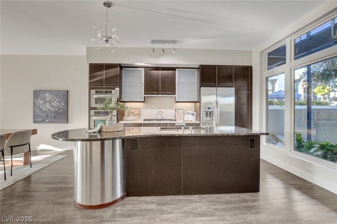 8925 W Flamingo Road 111