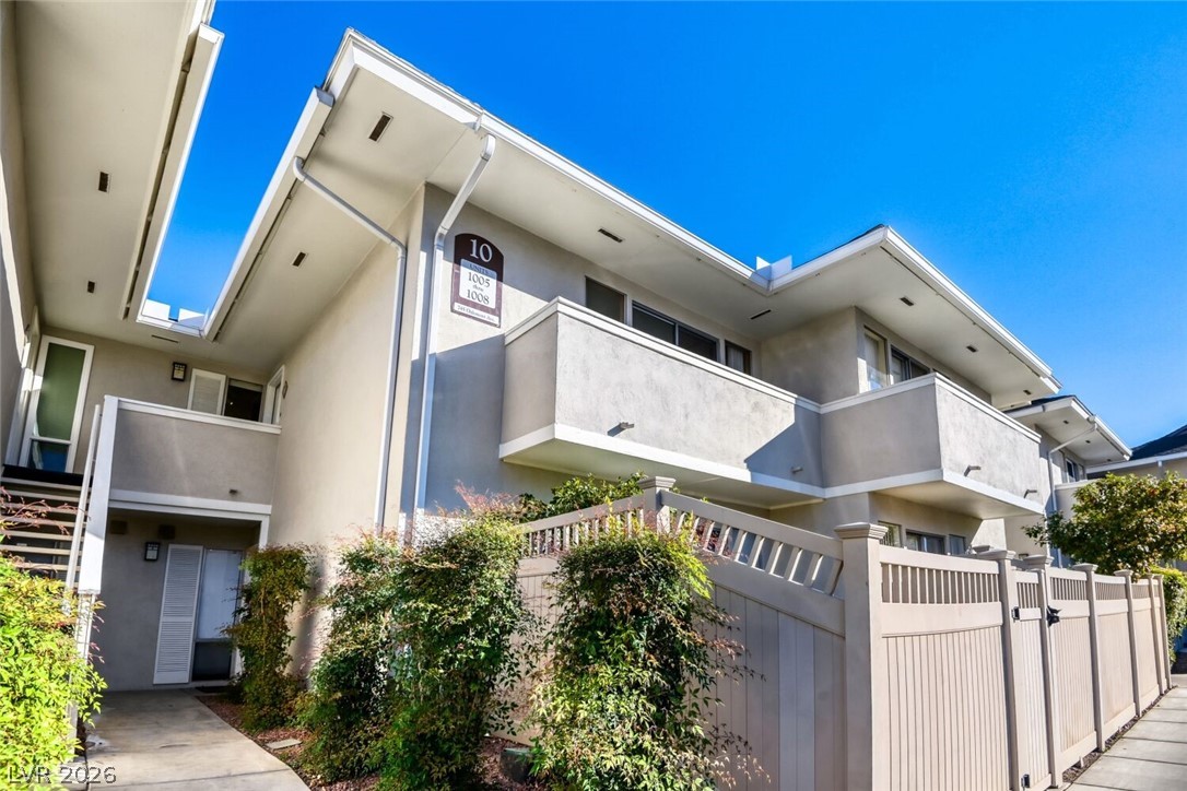 745 Oakmont Avenue 1008