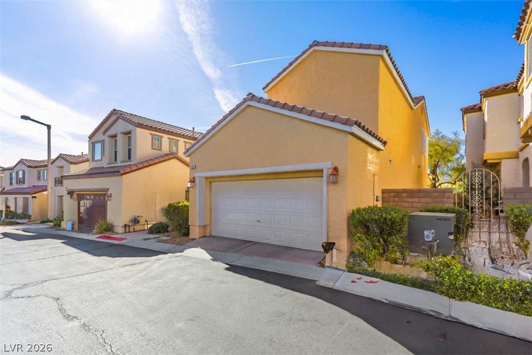 12053 Hathaway Pines Lane