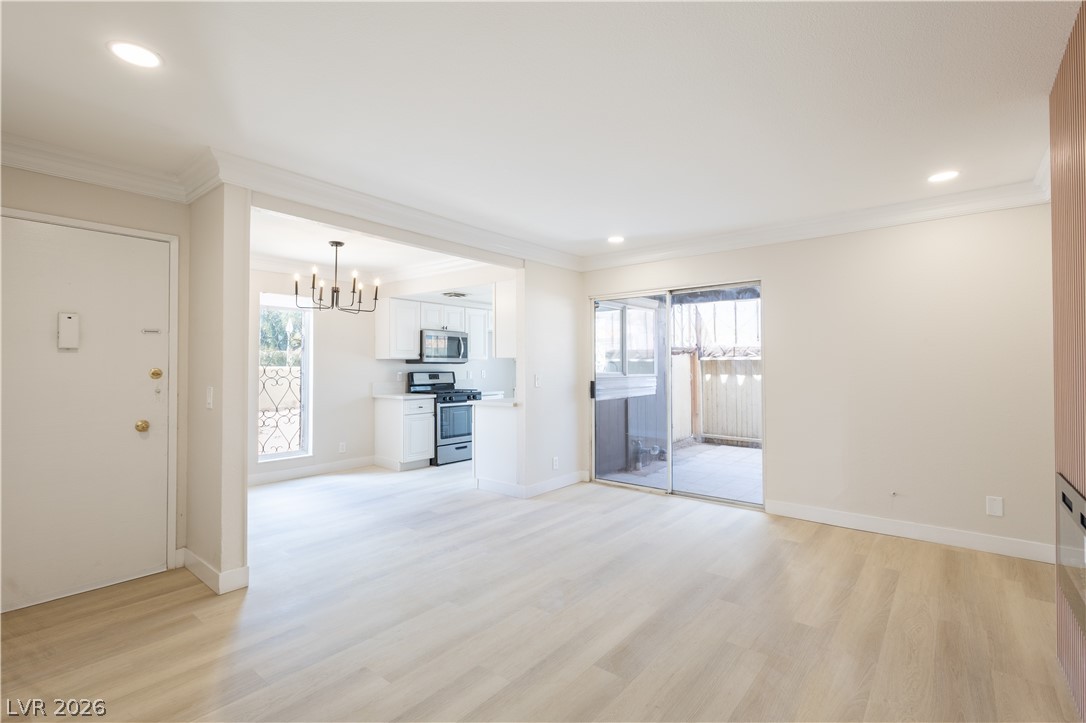 1405 Vegas Valley Drive 49