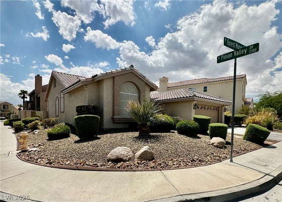 9201 FOREST MANOR CT, LAS VEGAS, NV 89134 - Image 60976bce652d820438dfed38b68bfc77/2051903699