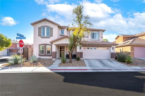 Photo of 813 Seneca Heights Avenue, North Las Vegas, NV 89081 (MLS # 2730364) Photo of 813 Seneca Heights Avenue, North Las Vegas, NV 89081 (MLS # 2730364)