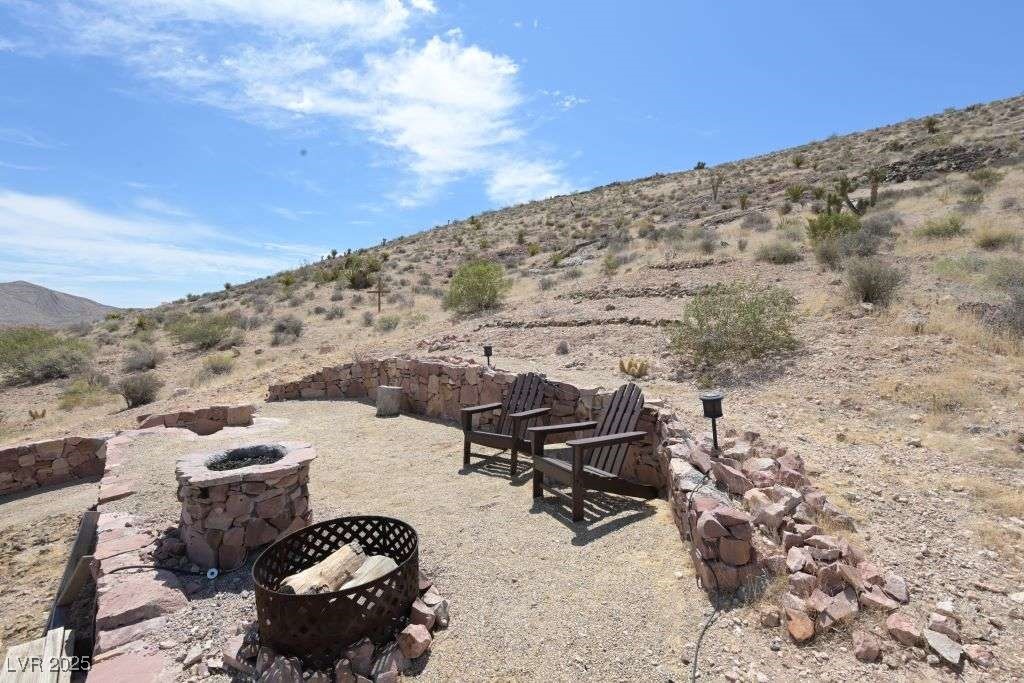 275 Vegas Drive