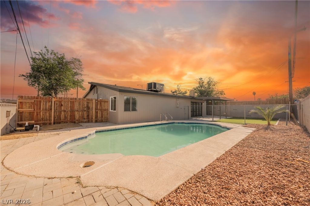 Photo of 5104 Del Rey Avenue, Las Vegas, NV 89146 (MLS # 2776840)