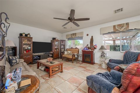 Single Family Residence in Palm Gardens NV 192 Fig Leaf Place 7.jpg