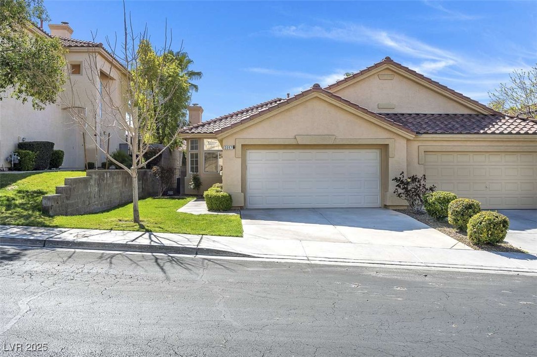 3097 Quail Crest Avenue, Henderson, Nevada image 2