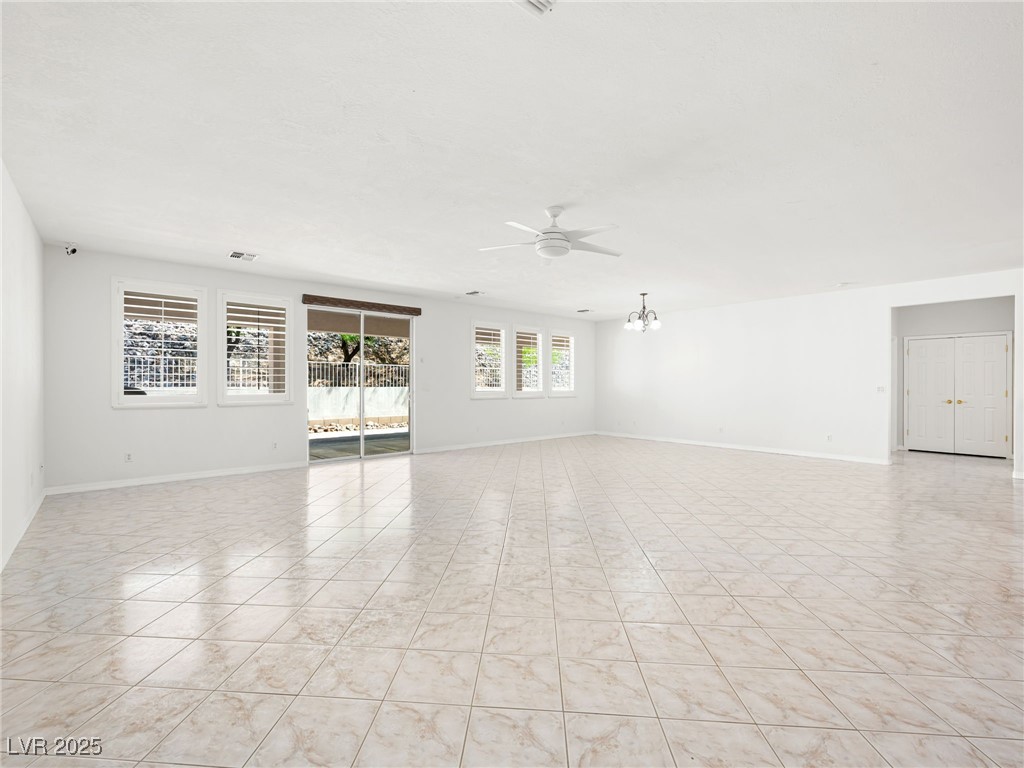 3431 Cottage Thistle Drive, Laughlin, Nevada image 8