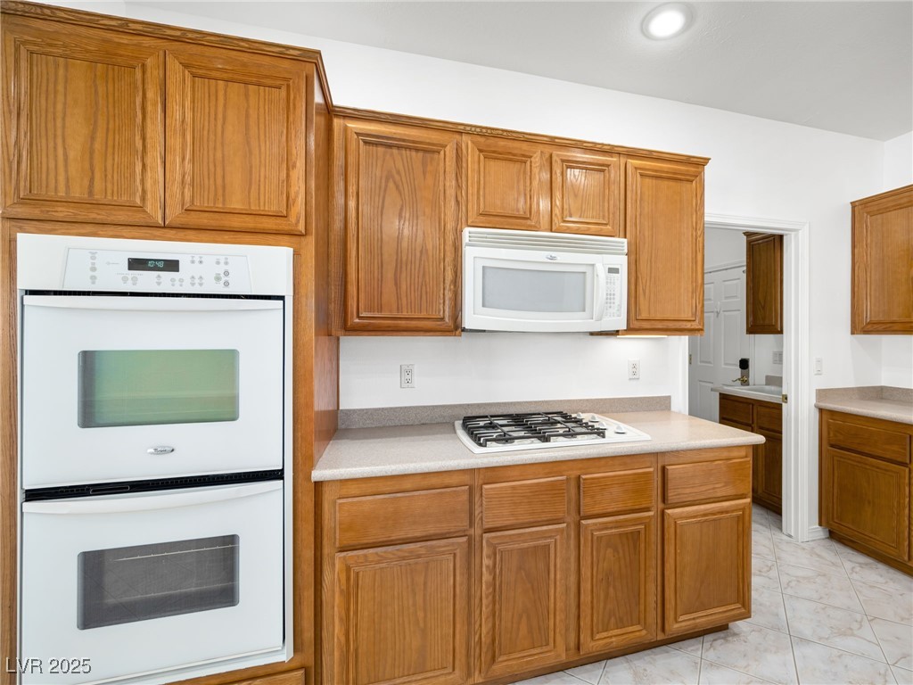 3431 Cottage Thistle Drive, Laughlin, Nevada image 14