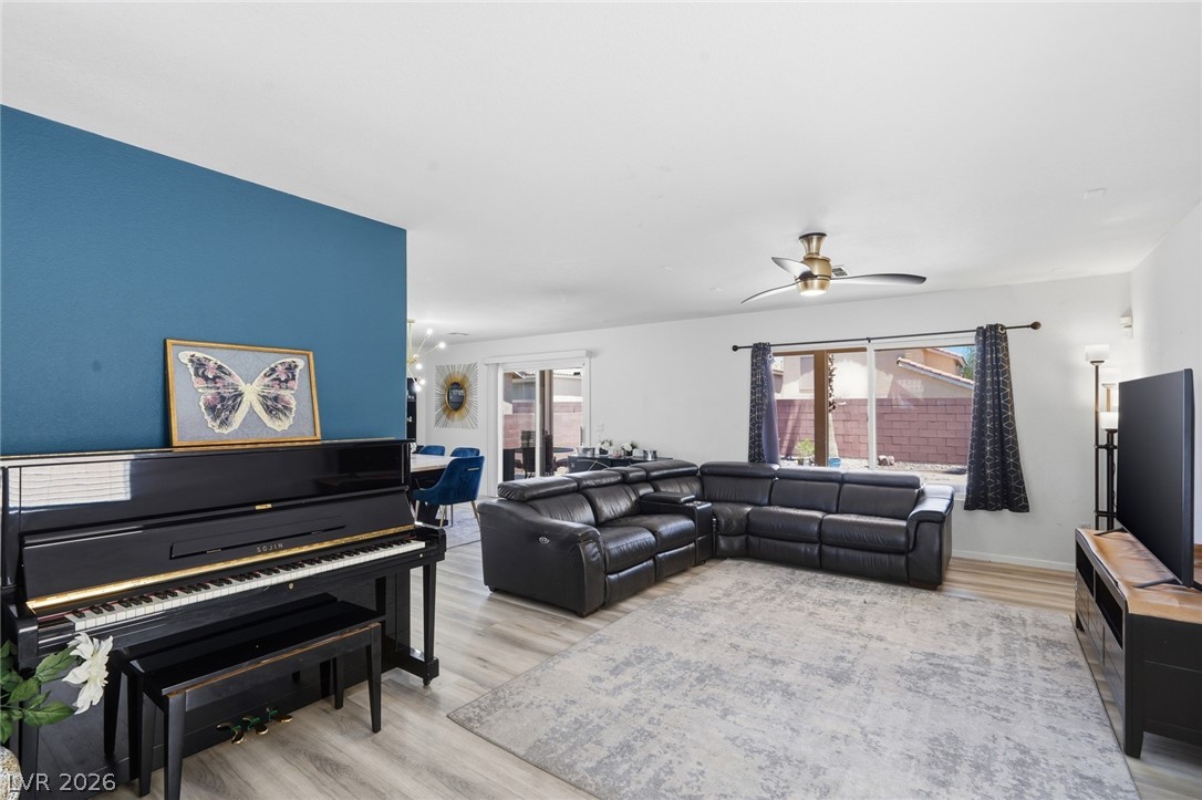7630 Glorietta Bay Court