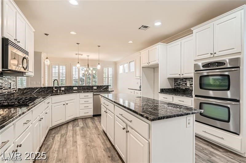 10235 Tresor Court
