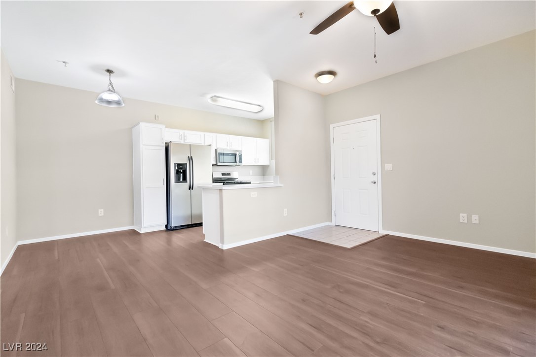 2291 W Horizon Ridge Parkway #4121, Henderson, Nevada image 1