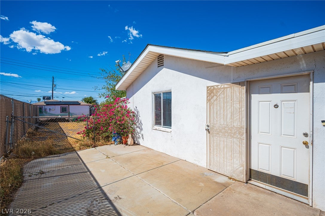 113 S Major Avenue
