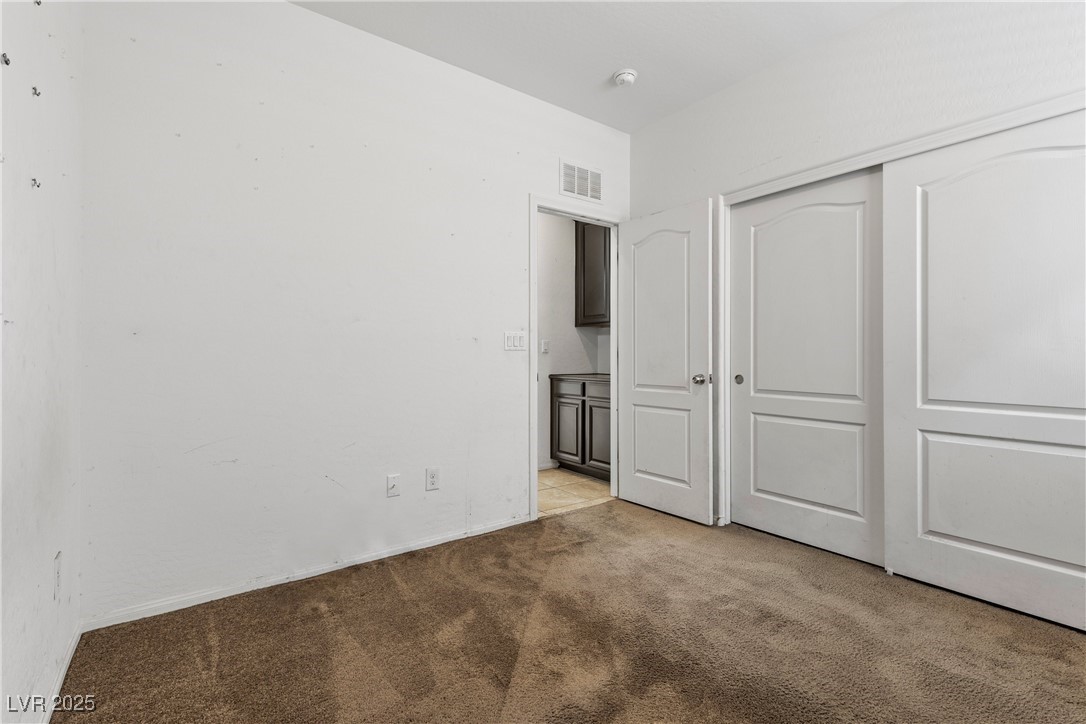 Las Vegas, Nevada 89122, United States, 3 Bedrooms Bedrooms, ,3 BathroomsBathrooms,Residential,Pending,127625