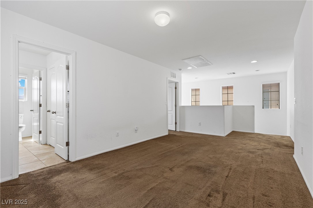 Las Vegas, Nevada 89122, United States, 3 Bedrooms Bedrooms, ,3 BathroomsBathrooms,Residential,Pending,127625