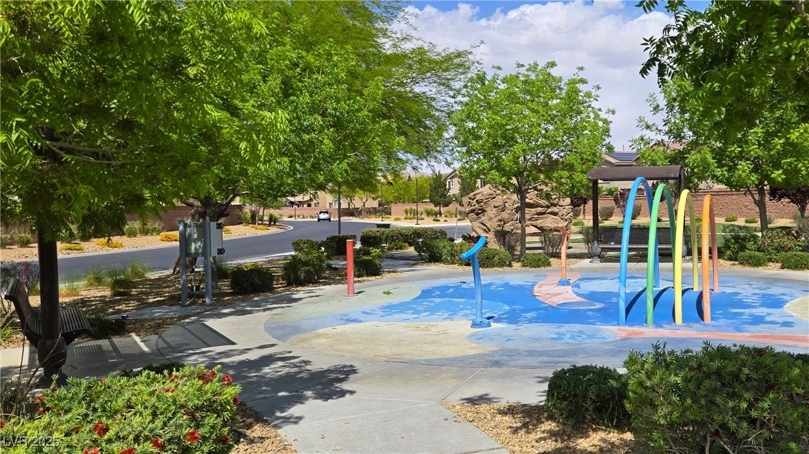 Las Vegas, Nevada 89122, United States, 3 Bedrooms Bedrooms, ,3 BathroomsBathrooms,Residential,Pending,127625