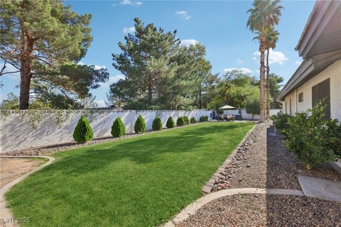 Tiny photo for 3140 Montessouri Street, Las Vegas, NV 89117 (MLS # 2730560)