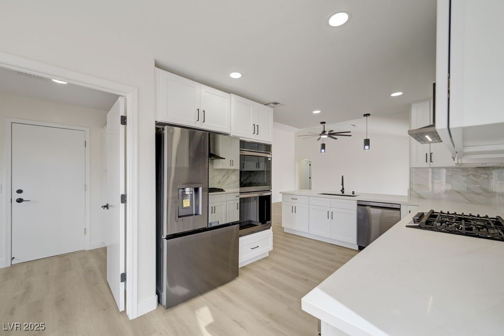 8901 Villa Ridge Drive