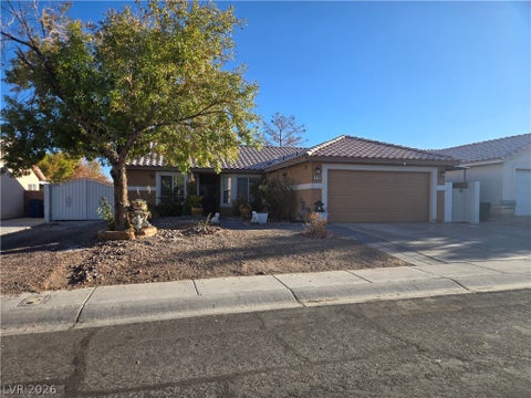 Homes For Sale - 329 Casa Del Norte Drive<br/> North Las Vegas, NV 89031
