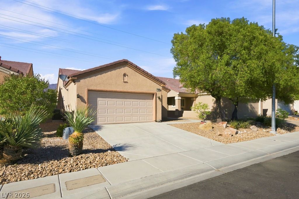 Properties 1 3432 Herring Gull Lane