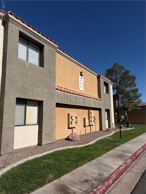 Condo For Rent - 3151 Soaring Gulls Drive #1208<br/> Clark County, Las Vegas, NV 89128
