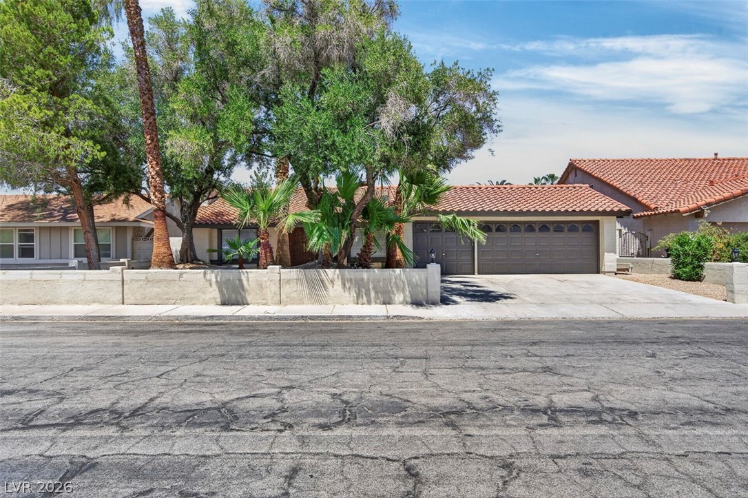 1864 Muchacha Drive