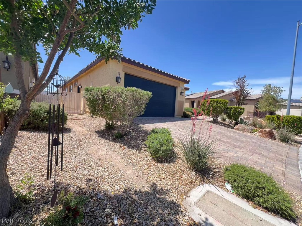 5729 Tideview Street