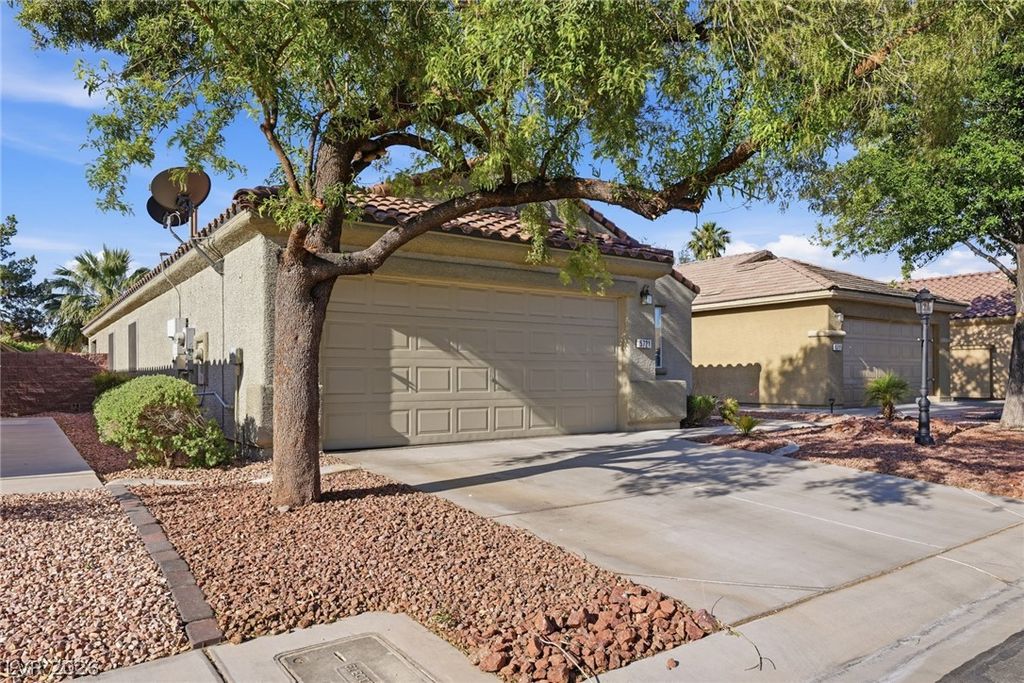 Photo of 5721 Great Eagle Court, Las Vegas, NV 89122 (MLS # 2778041)