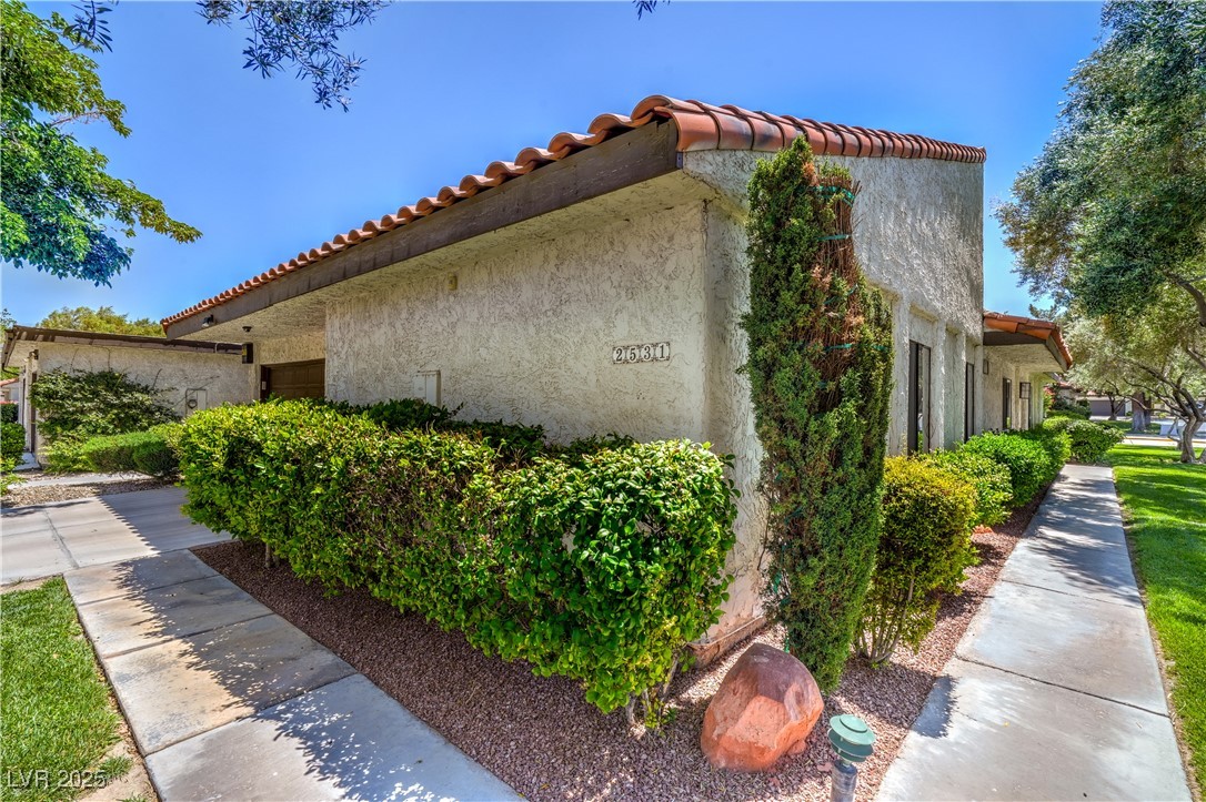 2531 La Cara Avenue