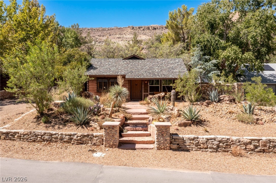 3 Cottonwood Drive