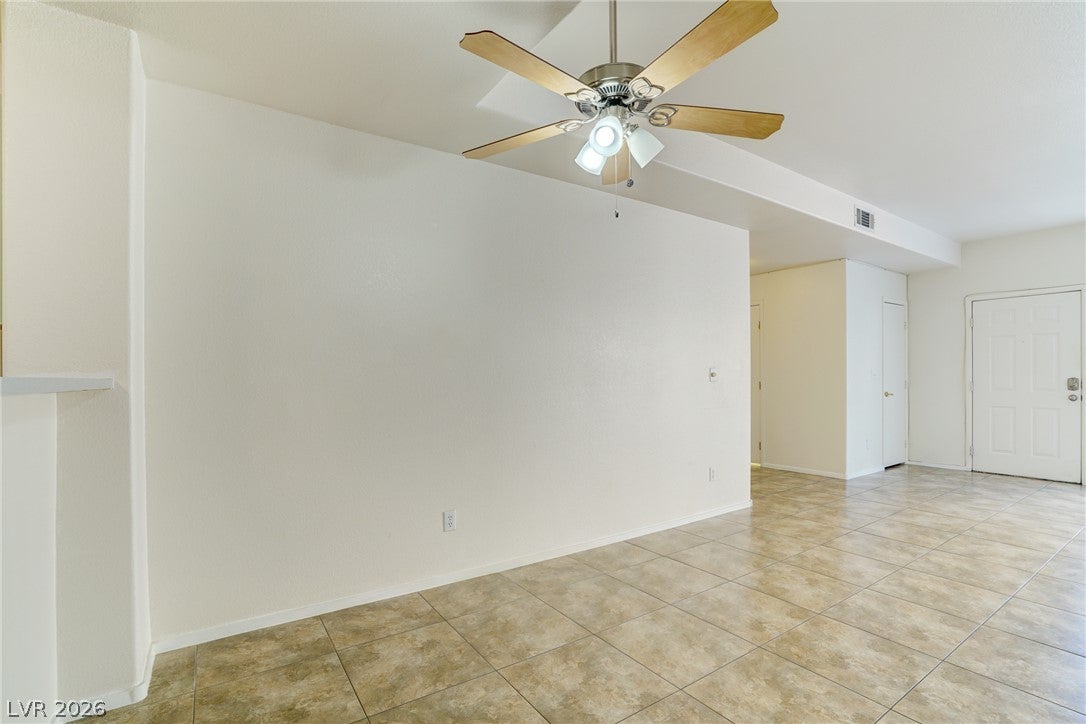 5125 Reno Avenue 1044